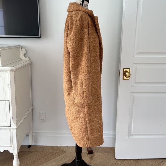Marine Layer Camel Teddy Coat - Picture 3 of 9